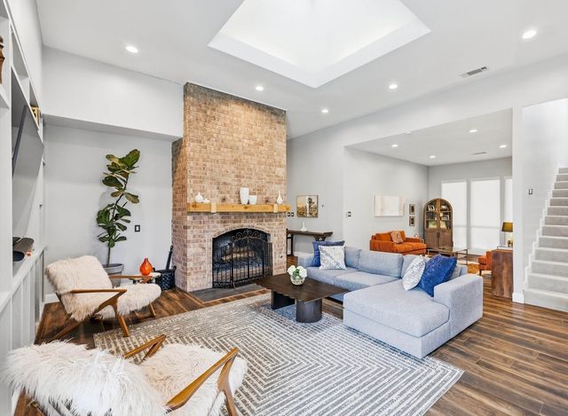 9539 Hilldale Drive, Dallas, TX 75231