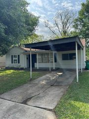1003 Largo Street, Baytown, TX 77520