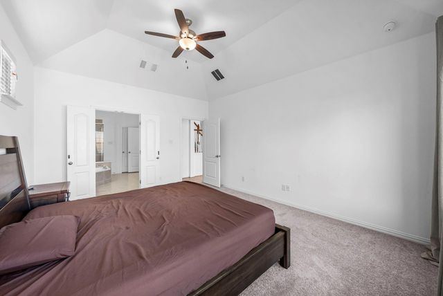 520 Landing LN, Leander, TX 78641