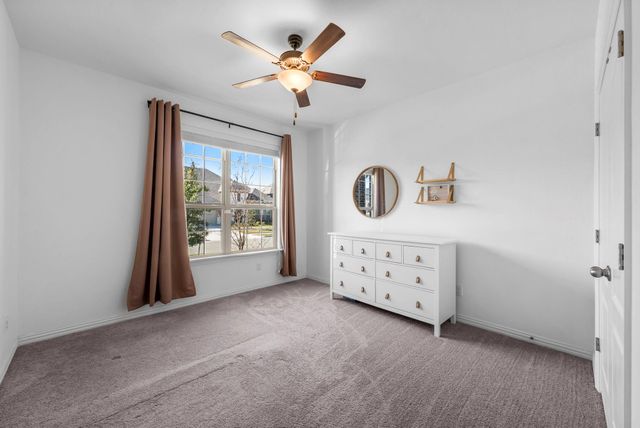 520 Landing LN, Leander, TX 78641