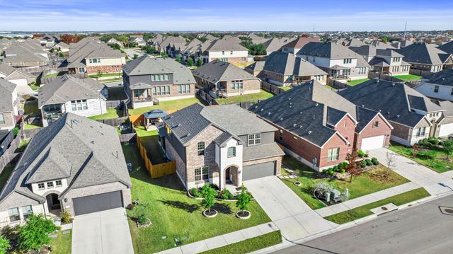 520 Landing LN, Leander, TX 78641