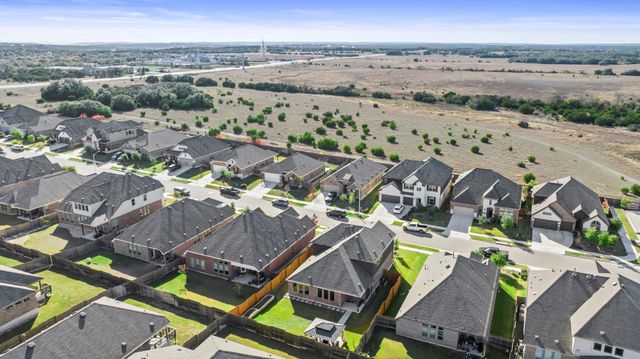 520 Landing LN, Leander, TX 78641