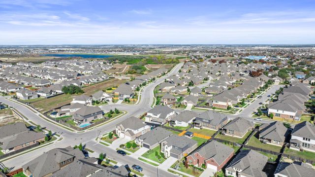 520 Landing LN, Leander, TX 78641