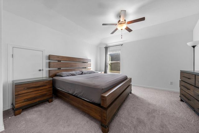 520 Landing LN, Leander, TX 78641