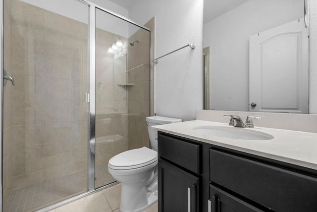 520 Landing LN, Leander, TX 78641