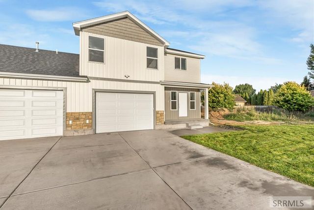 3210 E Reynard Ln, Idaho Falls, ID 83401