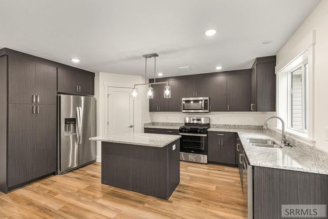 3210 E Reynard Ln, Idaho Falls, ID 83401