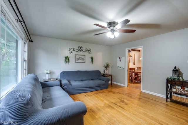350 Stephens Road, Akron, OH 44312