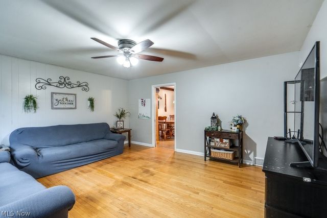 350 Stephens Road, Akron, OH 44312