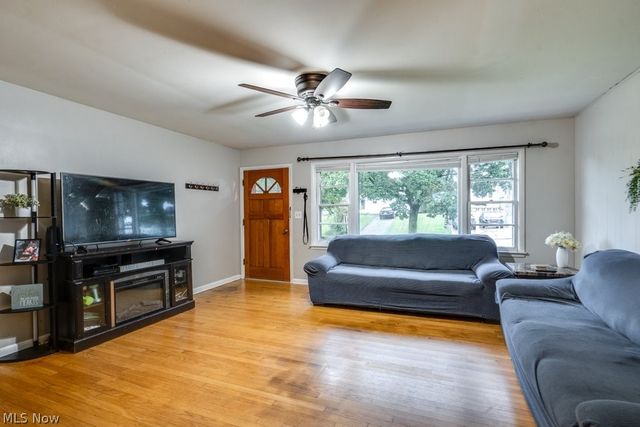 350 Stephens Road, Akron, OH 44312