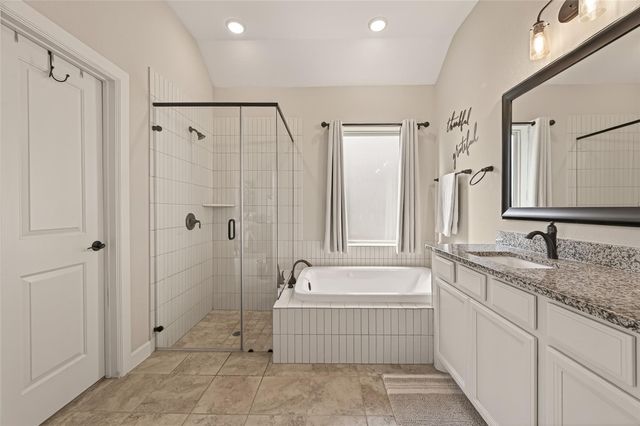 427 Bayberry Landing Way, Crosby, TX 77532