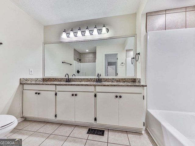 63 Geraldine Drive SE, Smyrna, GA 30082