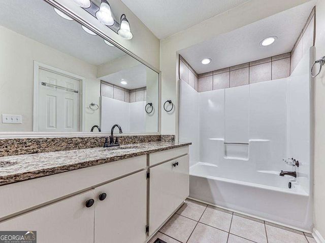 63 Geraldine Drive SE, Smyrna, GA 30082