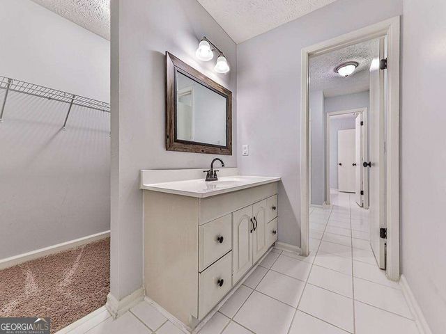 63 Geraldine Drive SE, Smyrna, GA 30082