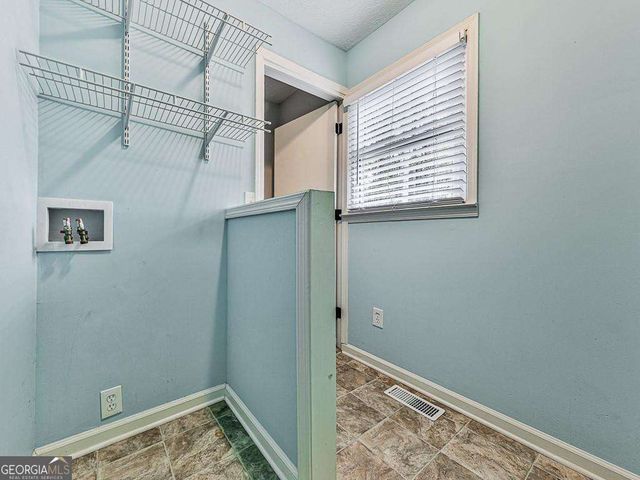 63 Geraldine Drive SE, Smyrna, GA 30082