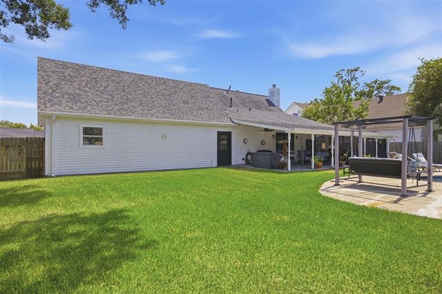 136 E Greenway St Street, Lake Charles, LA 70605