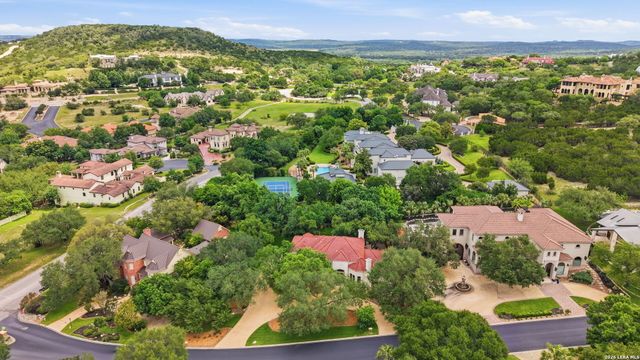 9 VINEYARD DR, San Antonio, TX 78257