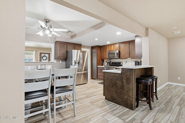 4059 E Avenue Q12, Palmdale, CA 93552