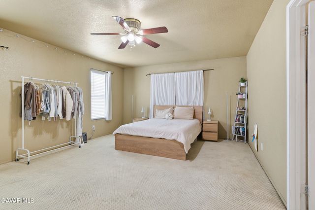 4059 E Avenue Q12, Palmdale, CA 93552