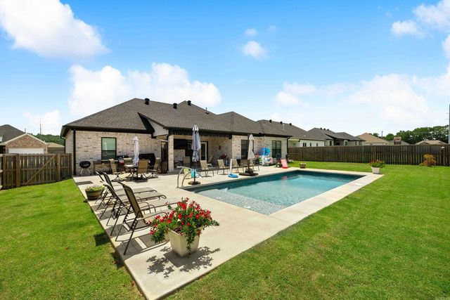 2322 Bridgegate, Conway, AR 72034