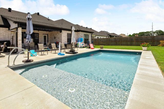 2322 Bridgegate, Conway, AR 72034