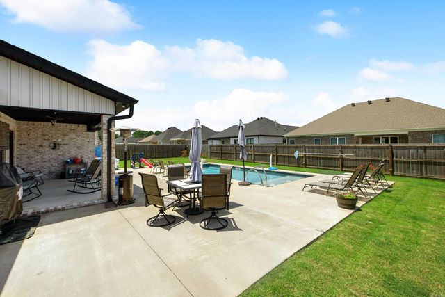 2322 Bridgegate, Conway, AR 72034