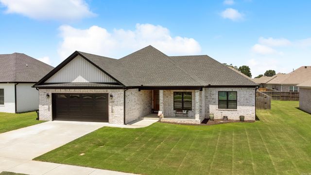 2322 Bridgegate, Conway, AR 72034