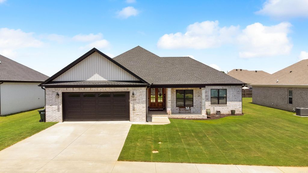 2322 Bridgegate, Conway, AR 72034