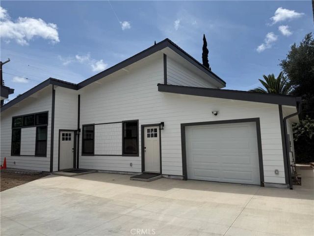 6530 Shoup, West Hills, CA 91307
