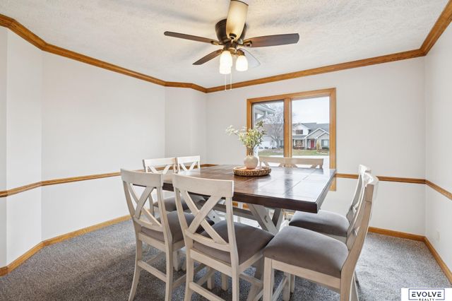 7912 Kona Circle, Papillion, NE 68046