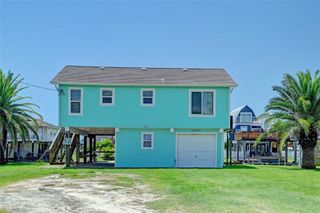16607 Bahama Way, Jamaica Beach, TX 77554