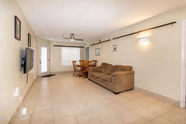 1351 Crab Orchard Drive 101, Raleigh, NC 27606
