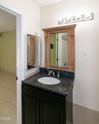 1351 Crab Orchard Drive 101, Raleigh, NC 27606