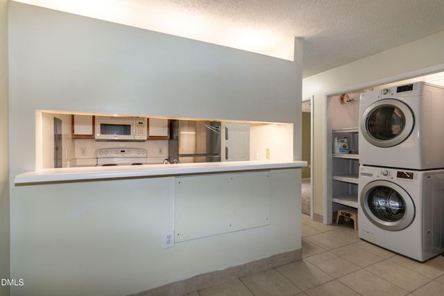 1351 Crab Orchard Drive 101, Raleigh, NC 27606