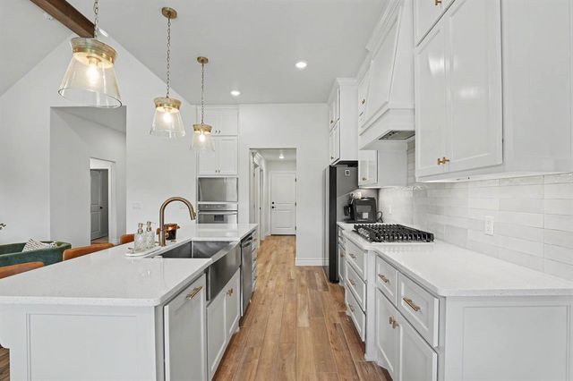 16213 Villa Valeria Way, Edmond, OK 73013