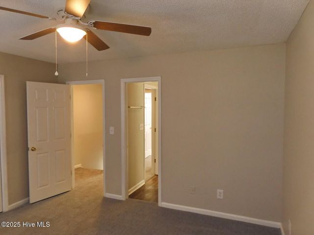 3906 Sterling Pointe Drive Z4, Winterville, NC 28590