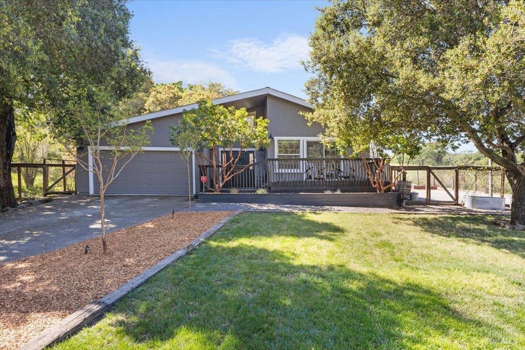 4818 Bennett Valley Rd, Santa Rosa, CA 95404