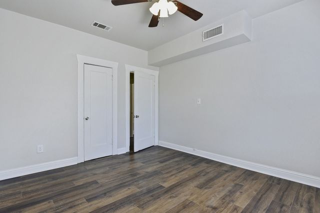 1115 S Rusk Avenue, Denison, TX 75020