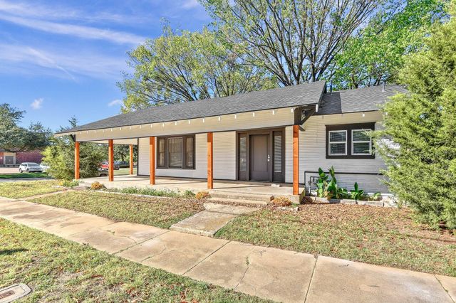 1115 S Rusk Avenue, Denison, TX 75020