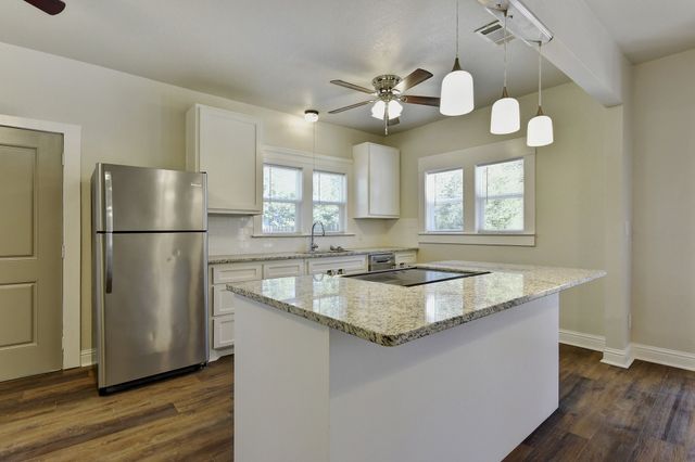 1115 S Rusk Avenue, Denison, TX 75020