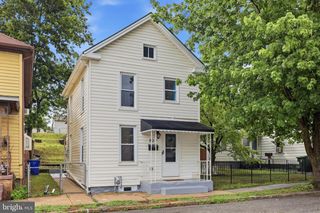 827 CHESTNUT ST, Hagerstown, MD 21740