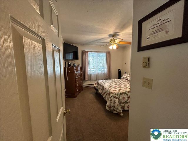 352 Parker Trail, Penn Forest Twp, PA 18210