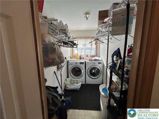 352 Parker Trail, Penn Forest Twp, PA 18210