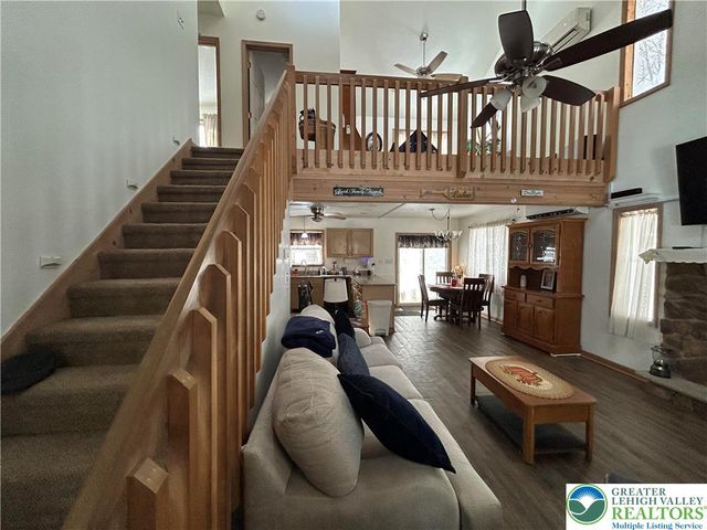 352 Parker Trail, Penn Forest Twp, PA 18210