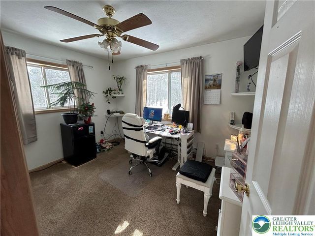 352 Parker Trail, Penn Forest Twp, PA 18210