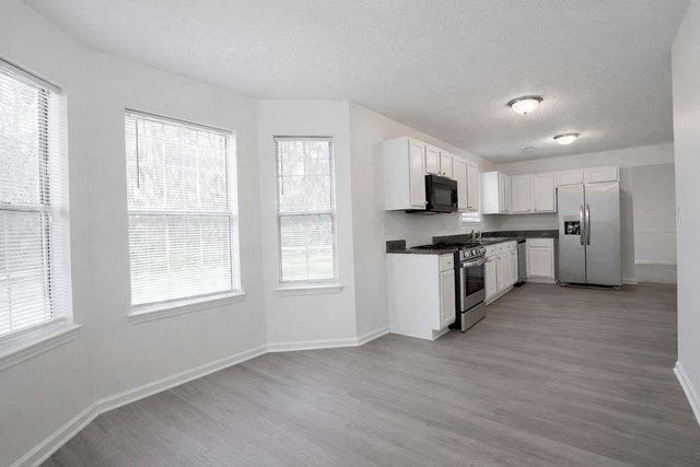 3888 English Valley Drive, Ellenwood, GA 30294