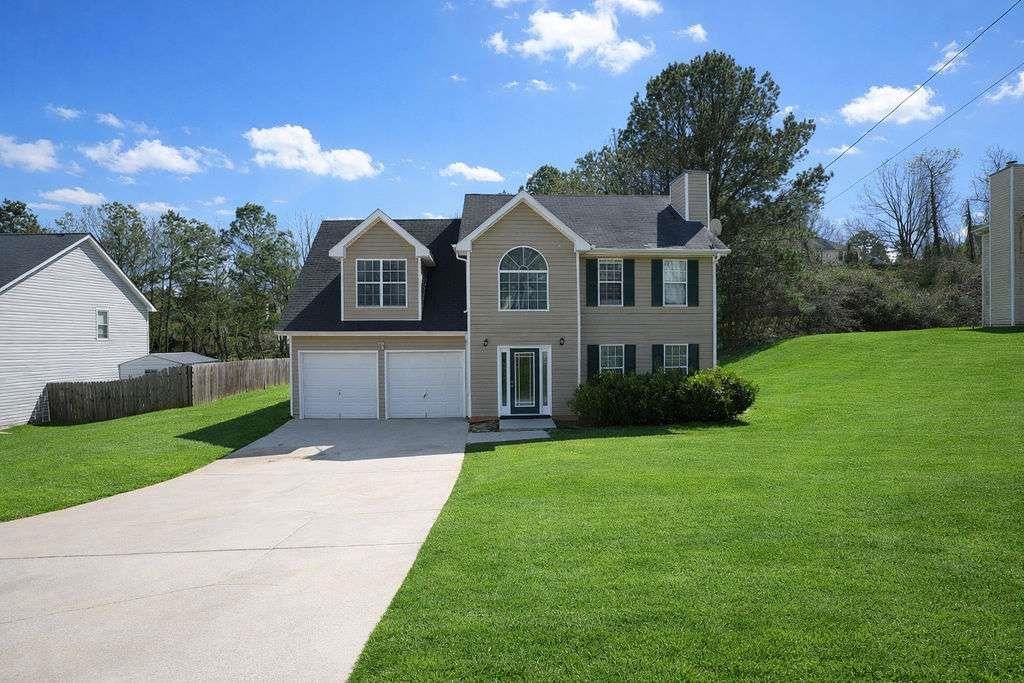 3888 English Valley Drive, Ellenwood, GA 30294