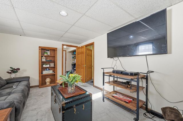 15 Joanne Drive, Hooksett, NH 03106