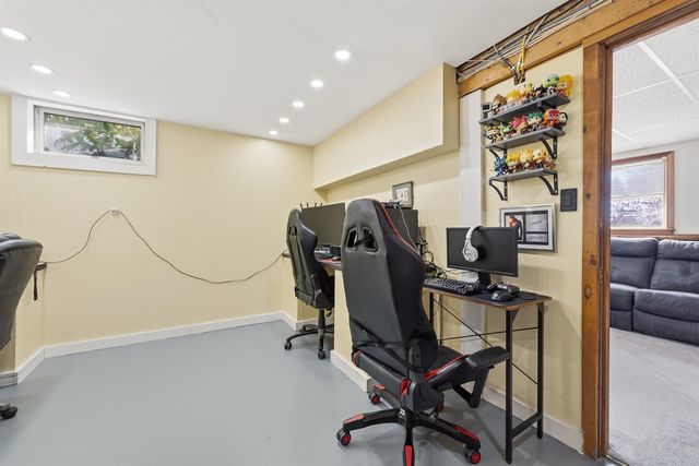 15 Joanne Drive, Hooksett, NH 03106