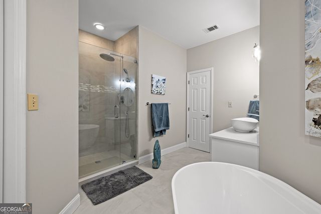 216 Ashford Circle, Lagrange, GA 30240
